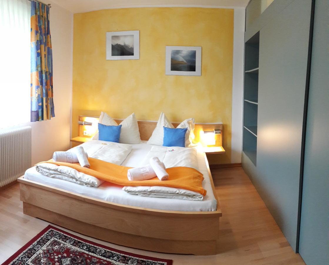 Familienpension Gletscherblick Heiligenblut Exteriör bild